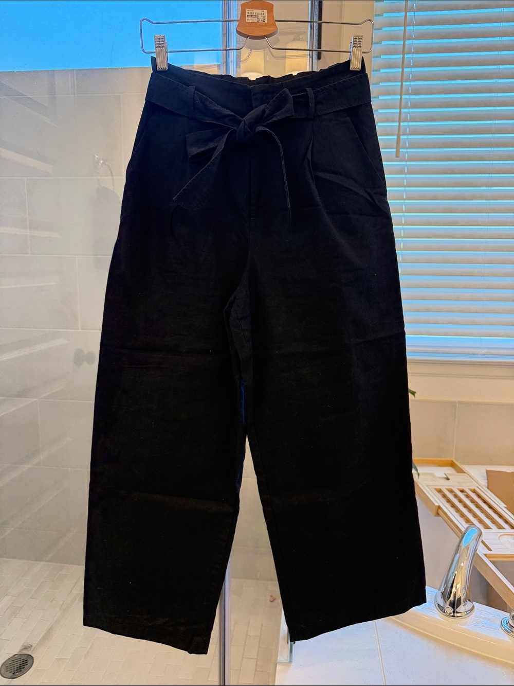 Uniqlo High-Rise Wide Leg Jeans - Black